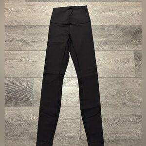 Black lululemon leggings